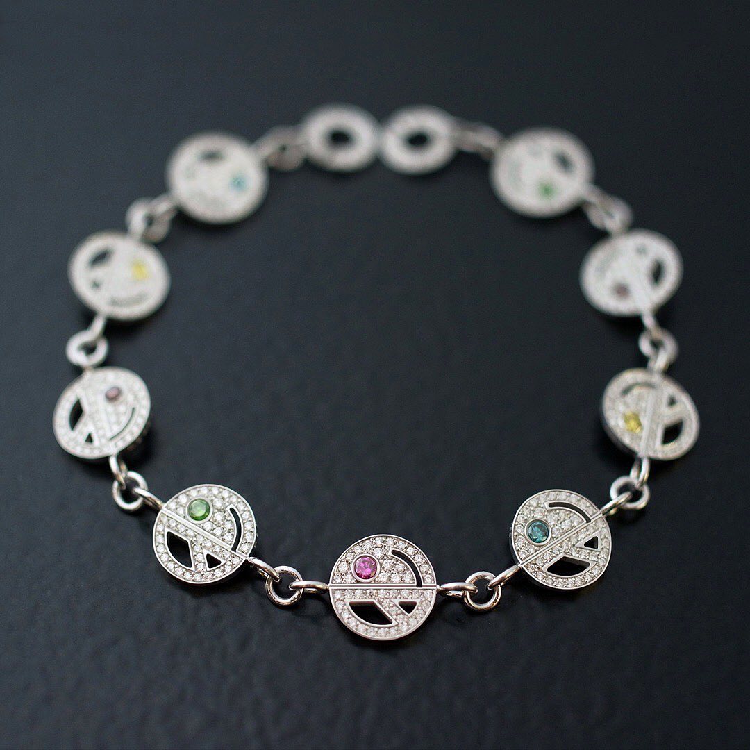EYEFUNNY smiling face bangle bracelet smiley diamond vvs アイファニー POGGY KIM JONES VIRGIL JBALVIN