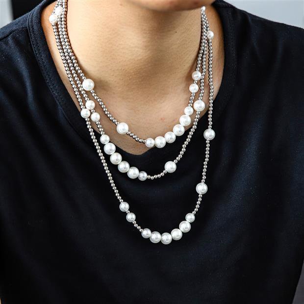 Asap Rocky pearl necklace with beads vlone playboi carti jeweler diamond gold