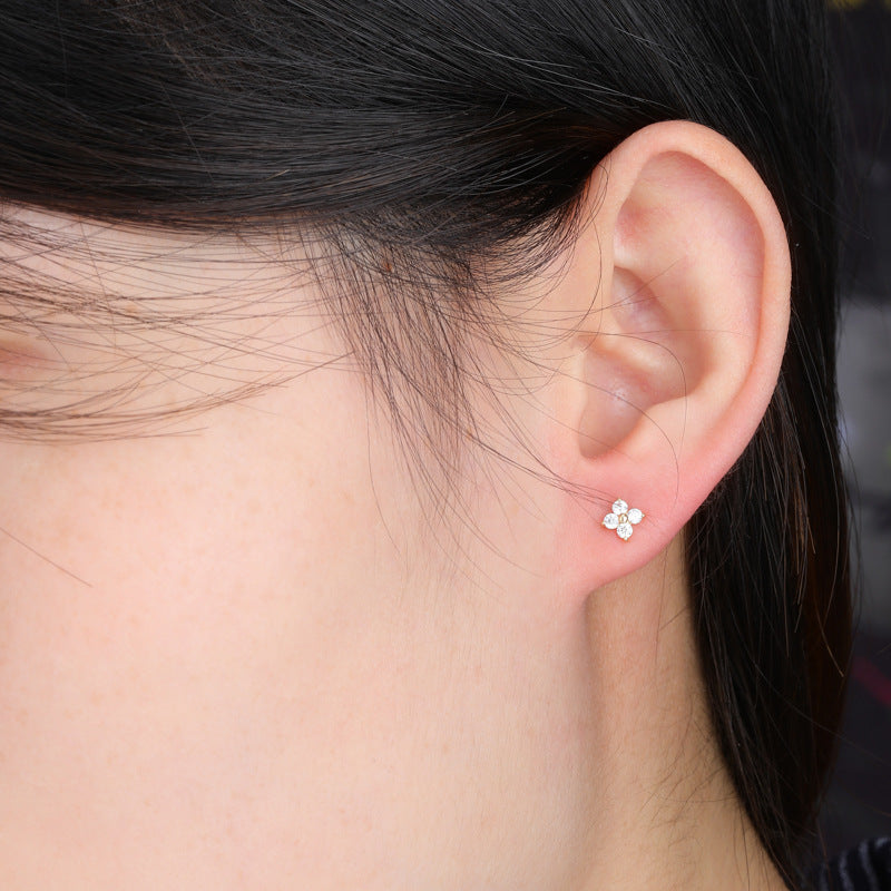 diamond stud earrings yellow gold vvs ifandco custom jewelers 