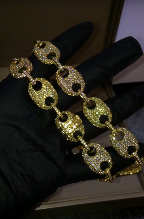 Iced gucci deals link bracelet