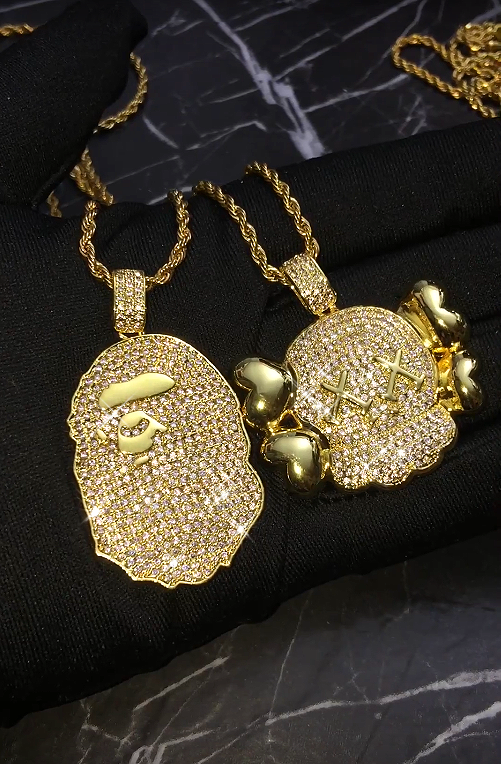 Custom KAWS necklace & pendant matching chain Bijouterie Gonin