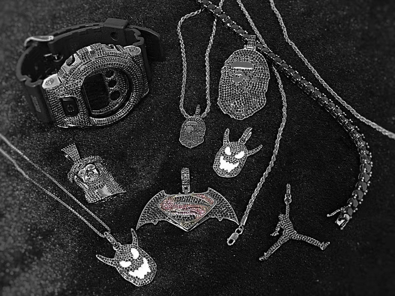 bape necklace black