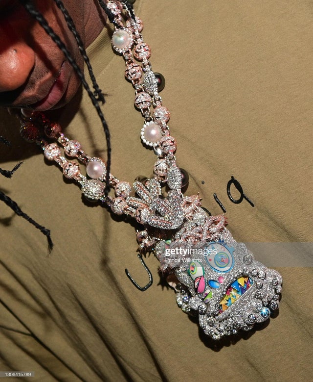 Buy melted utopia dream Travis Scott Gifts His Crew Iced Out Eliantte &amp; Co Chains diamonds