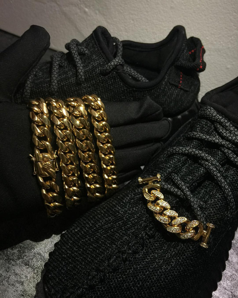 Cuban Link lace locks