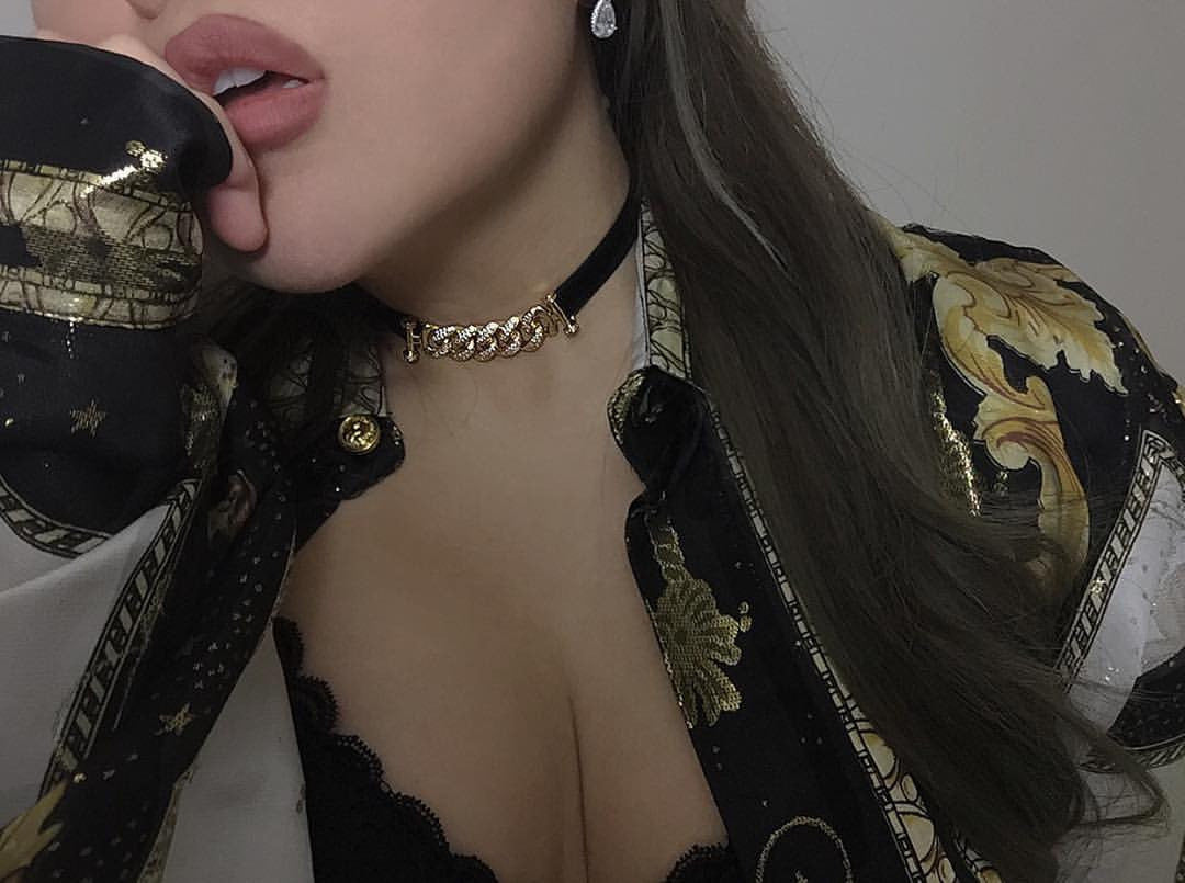 Cuban link choker